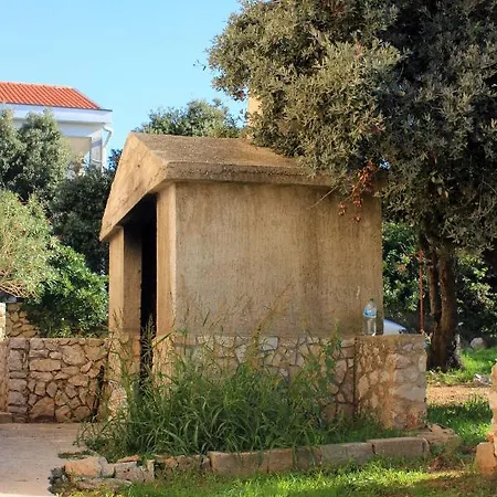 Double Mandre 3557b Guest house