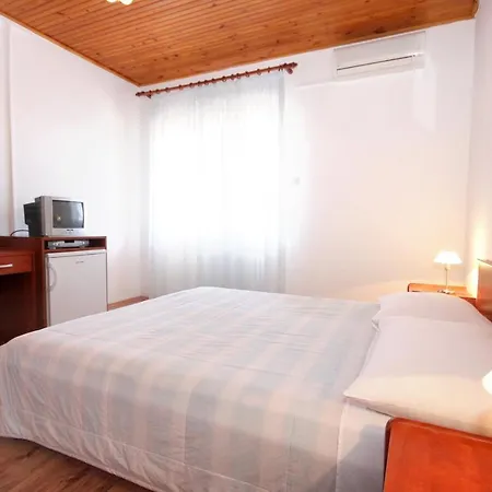 Double Mandre 3557b Guest house